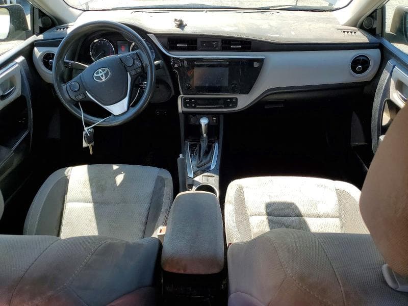 2019 TOYOTA COROLLA LE LE 8