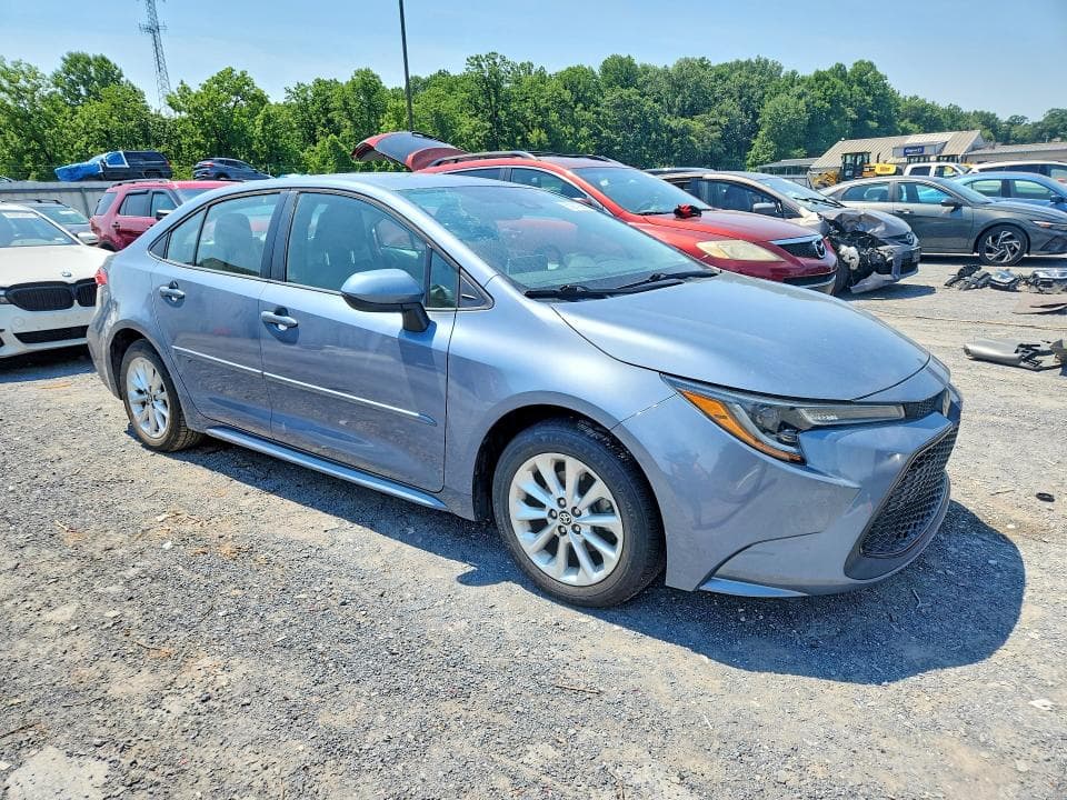 2020 TOYOTA COROLLA LE 4