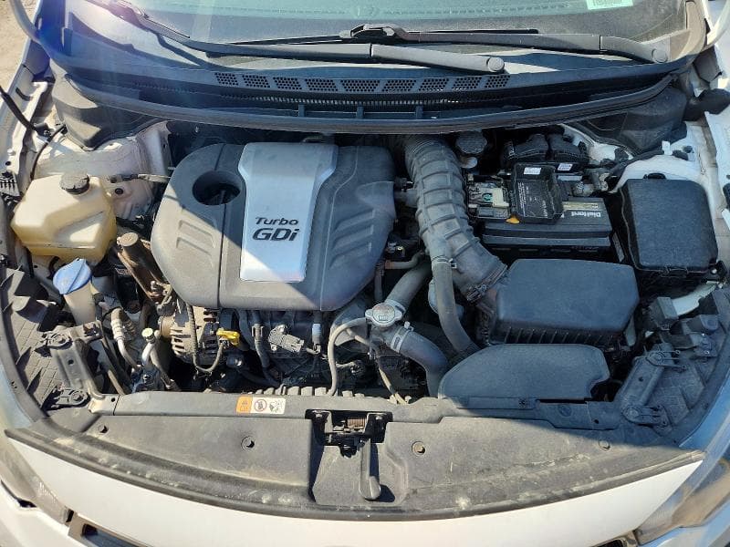 2016 KIA FORTE SX 11