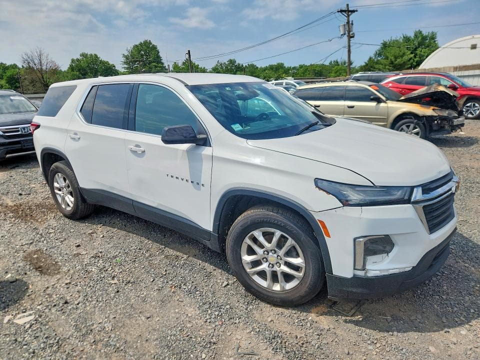 2022 CHEVROLET TRAVERSE LS LS 4