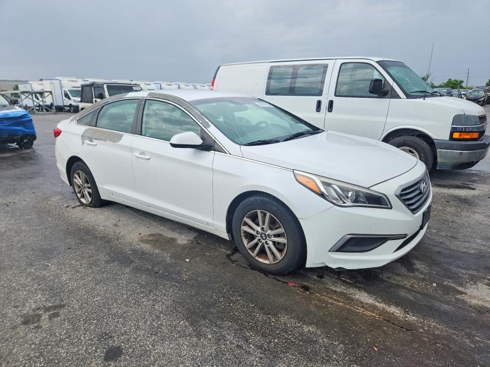 2017 HYUNDAI SONATA SE SE 4