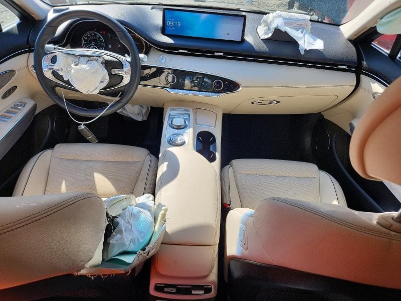 2023 GENESIS GV70 2.5T STANDARD 8