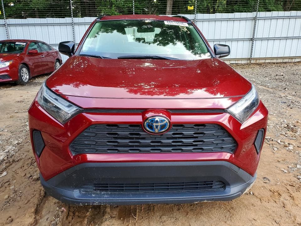 2023 TOYOTA RAV4 LE 5