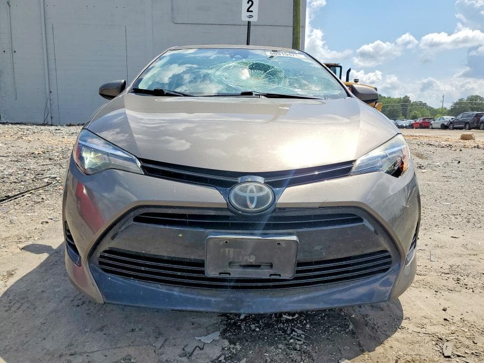 2017 TOYOTA COROLLA LE 5