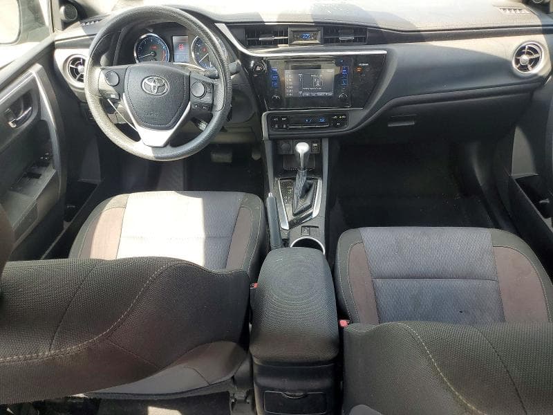 2017 TOYOTA COROLLA LE 8