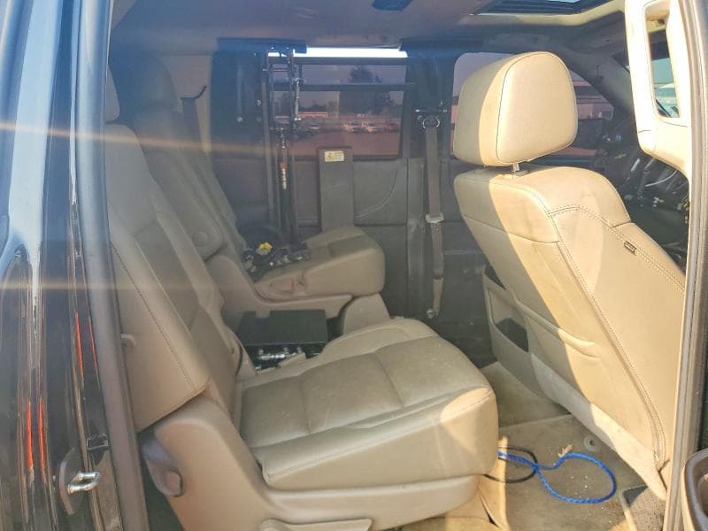 2018 CHEVROLET SUBURBAN K1500 PREMIER 11