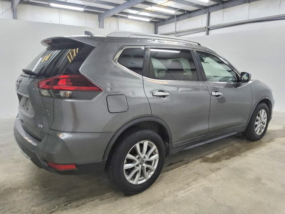 2020 NISSAN ROGUE SV 3