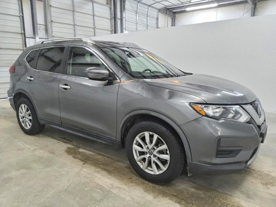 2020 NISSAN ROGUE SV 4