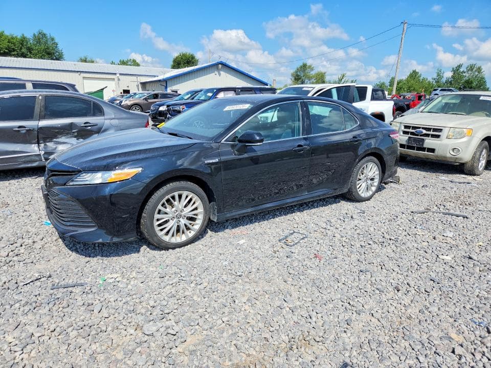 2020 TOYOTA CAMRY XLE XLE - 1