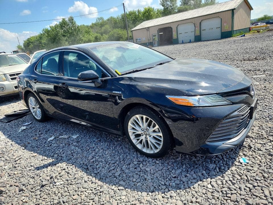 2020 TOYOTA CAMRY XLE XLE 4