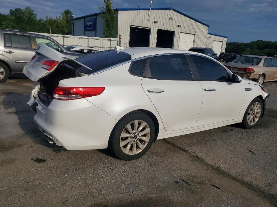 2018 KIA OPTIMA LX 3