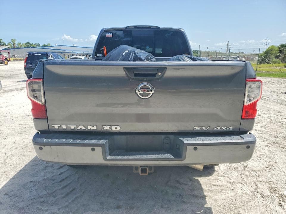 2018 NISSAN TITAN XD SV SV 6