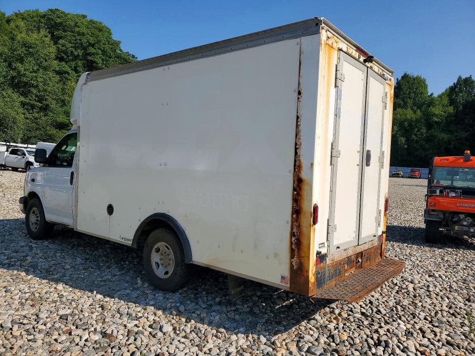 2020 CHEVROLET EXPRESS DELIVERY TRUCK 2