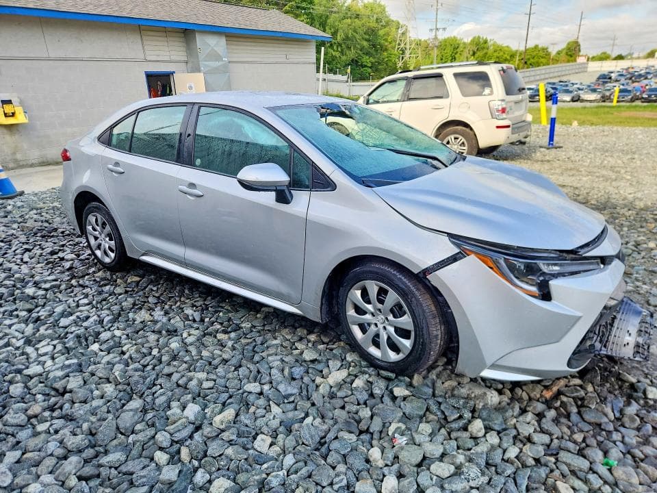 2026 TOYOTA COROLLA LE 4