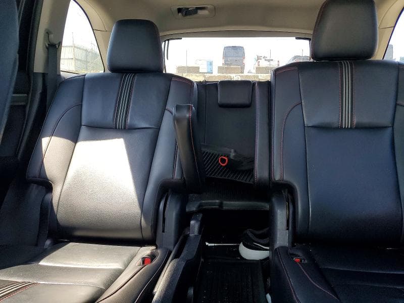 2019 TOYOTA HIGHLANDER SE 10