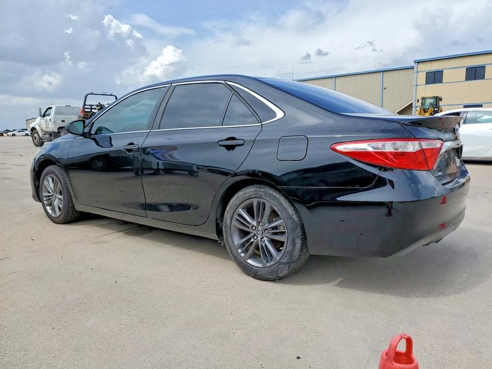 2017 TOYOTA CAMRY SE SE 2