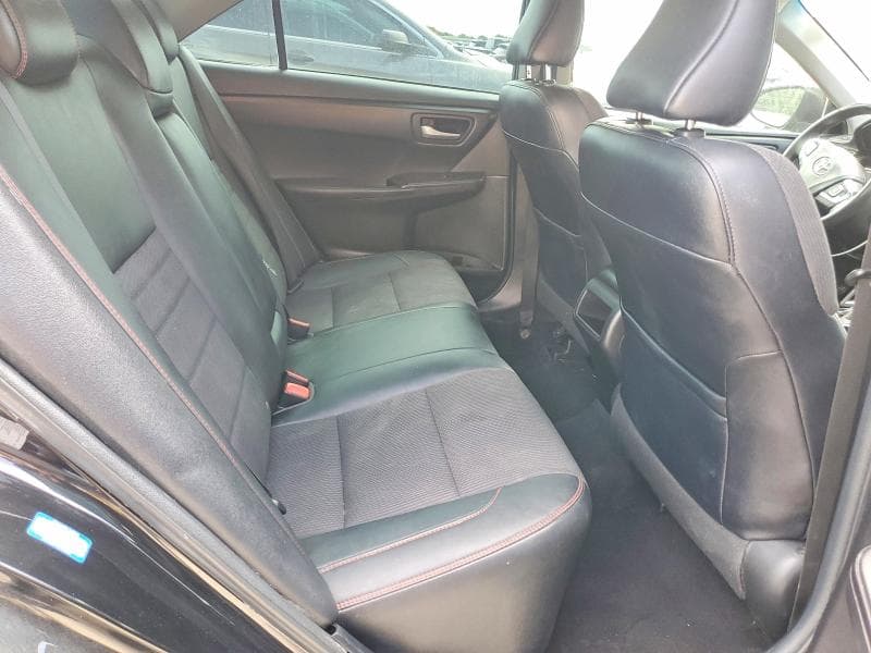 2017 TOYOTA CAMRY SE SE 10