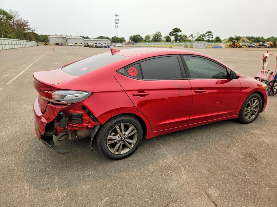 2018 HYUNDAI ELANTRA SEL 3