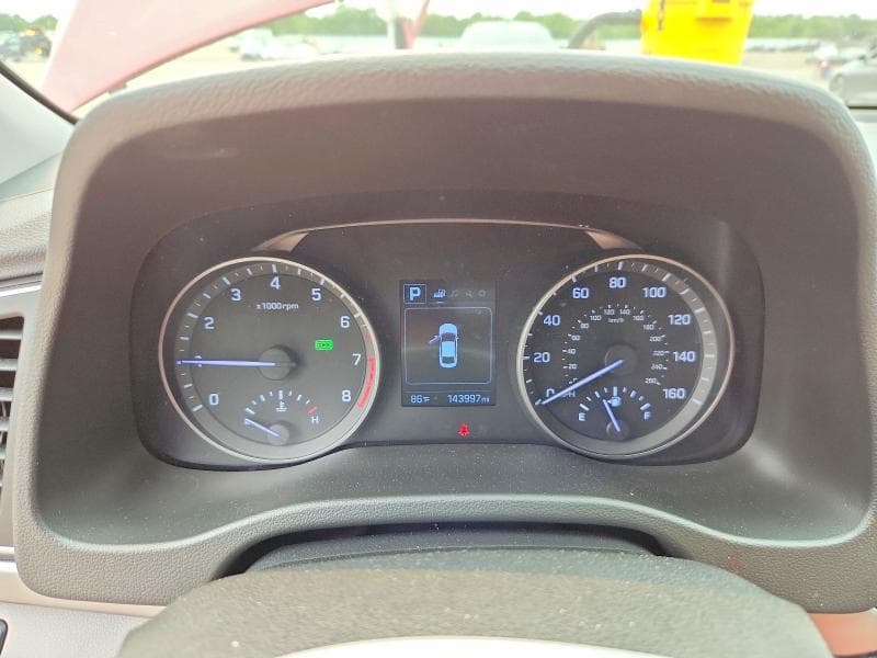 2018 HYUNDAI ELANTRA SEL 9