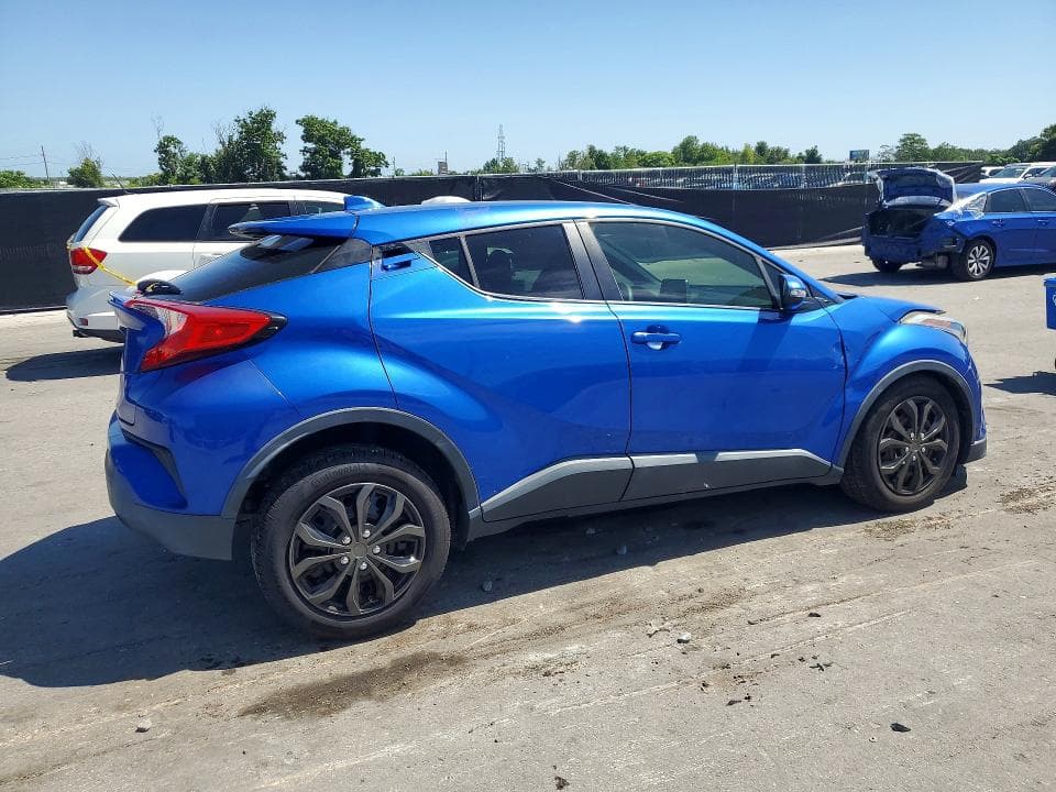 2019 TOYOTA C-HR LE 3