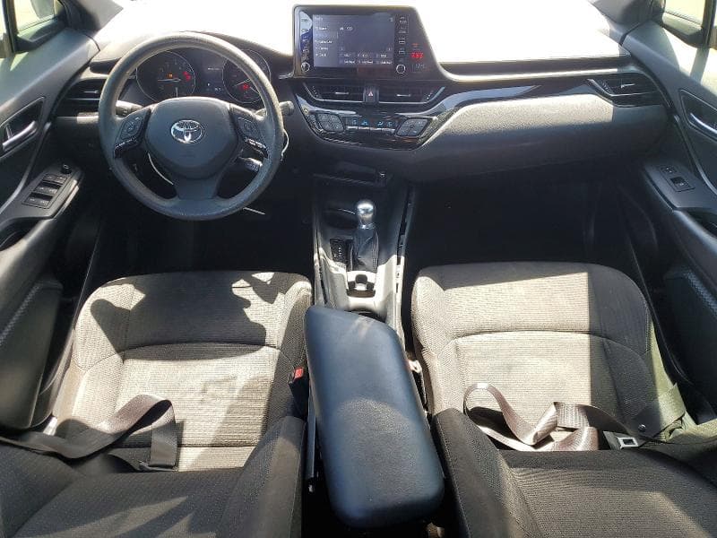 2019 TOYOTA C-HR LE 8