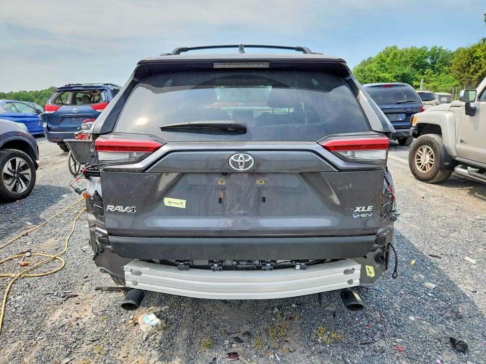 2025 TOYOTA RAV4 HYBRID XLE 6