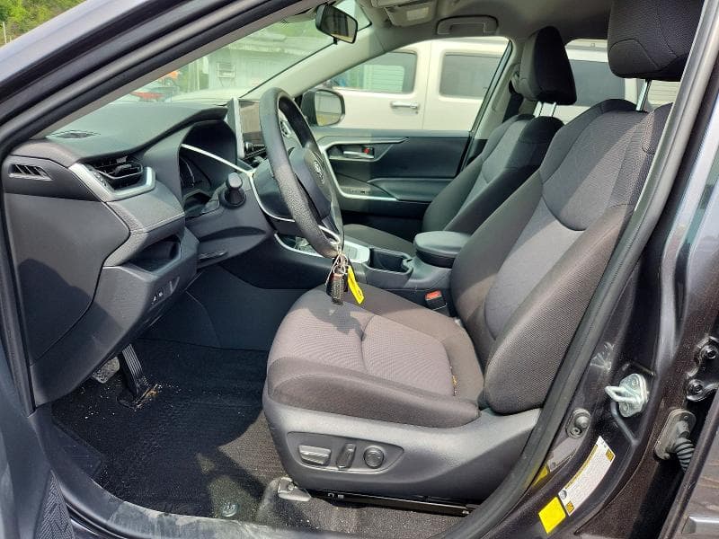 2025 TOYOTA RAV4 HYBRID XLE 7