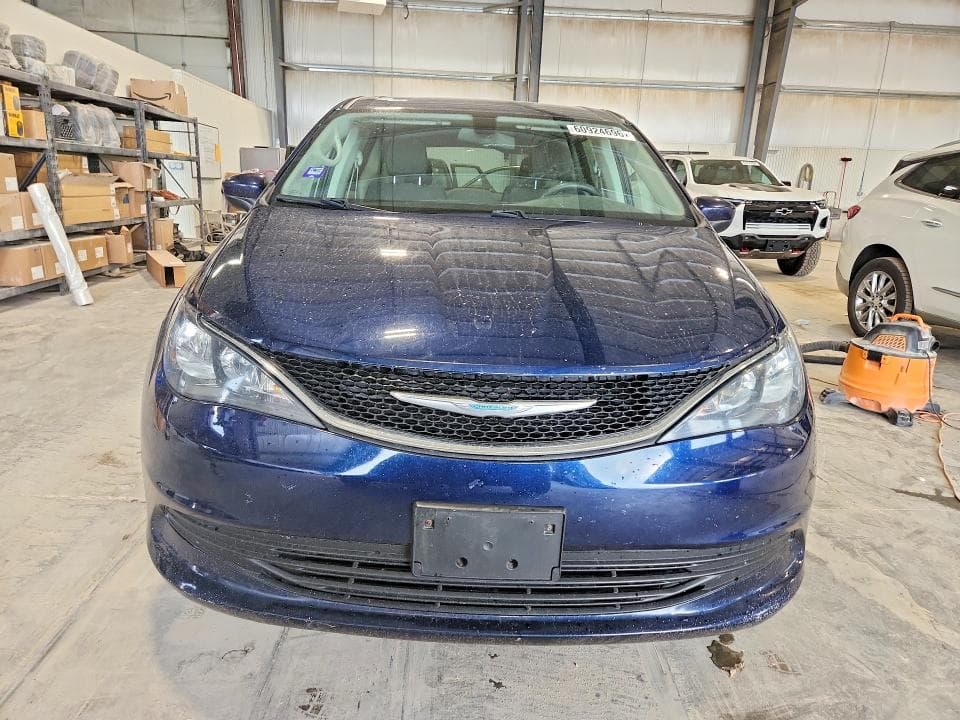 2018 CHRYSLER PACIFICA LX 5