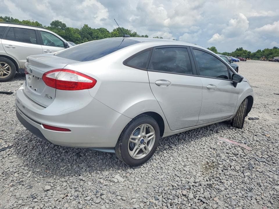 2017 FORD FIESTA SE 3