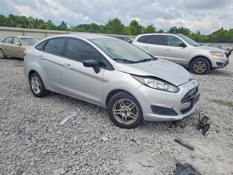 2017 FORD FIESTA SE 4
