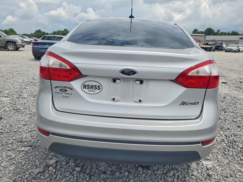 2017 FORD FIESTA SE 6