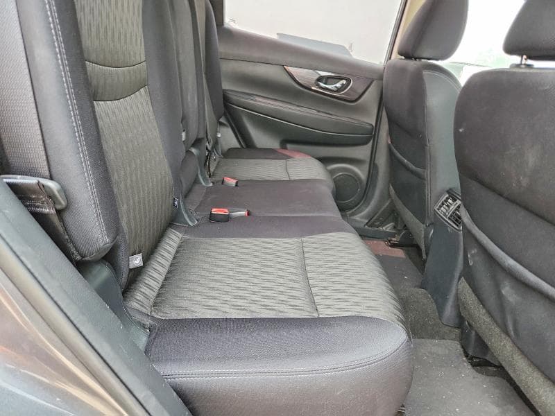 2018 NISSAN ROGUE S 11