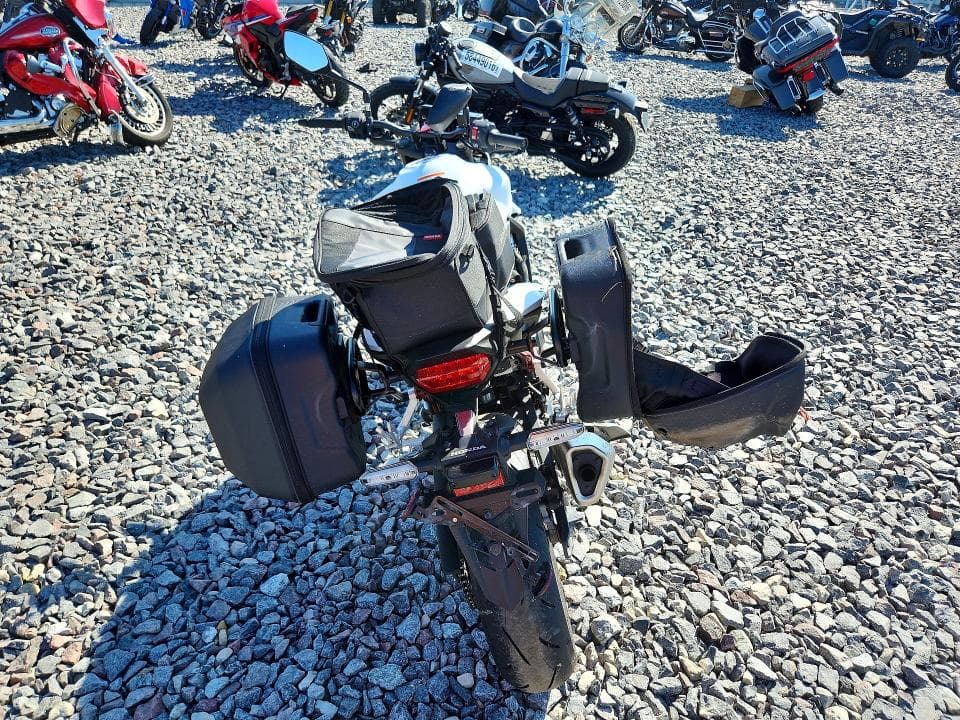 2025 HONDA CB750 A 4
