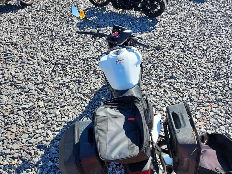 2025 HONDA CB750 A 6