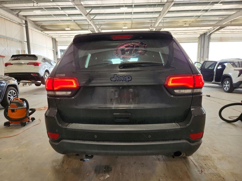 2020 JEEP GRAND CHEROKEE LAREDO 6