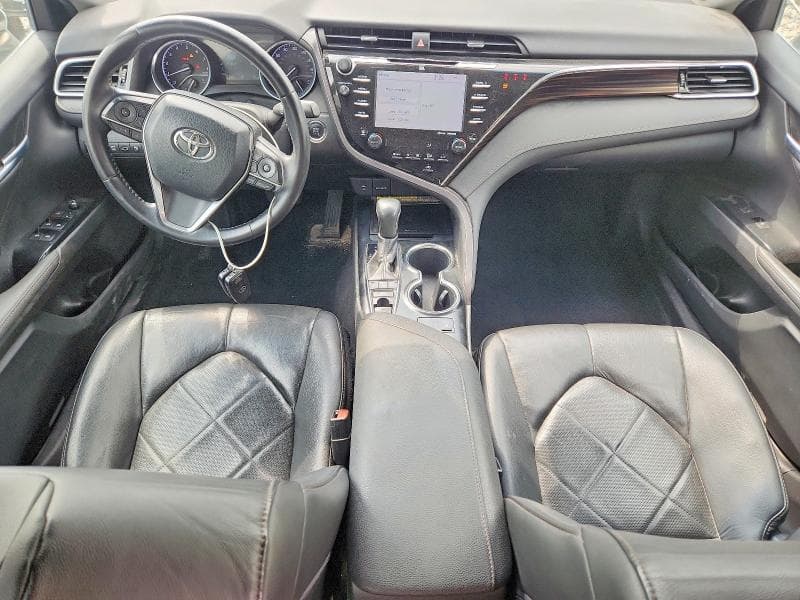 2018 TOYOTA CAMRY XLE 8