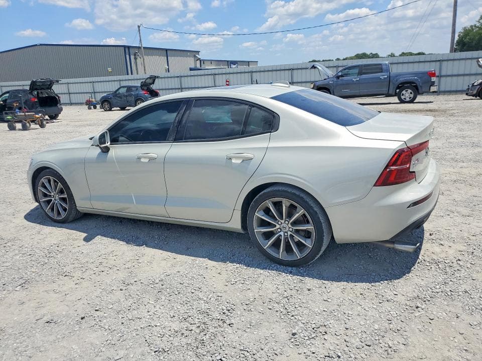 2021 VOLVO S60 T5 MOMENTUM T5 MOMENTUM 2