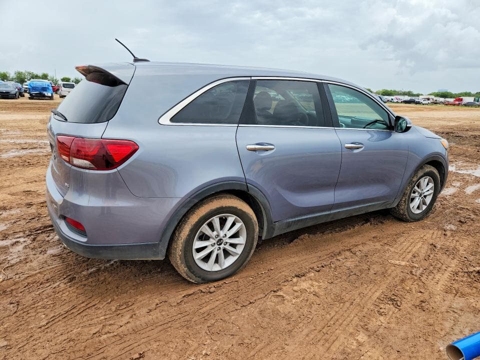 2020 KIA SORENTO S 3