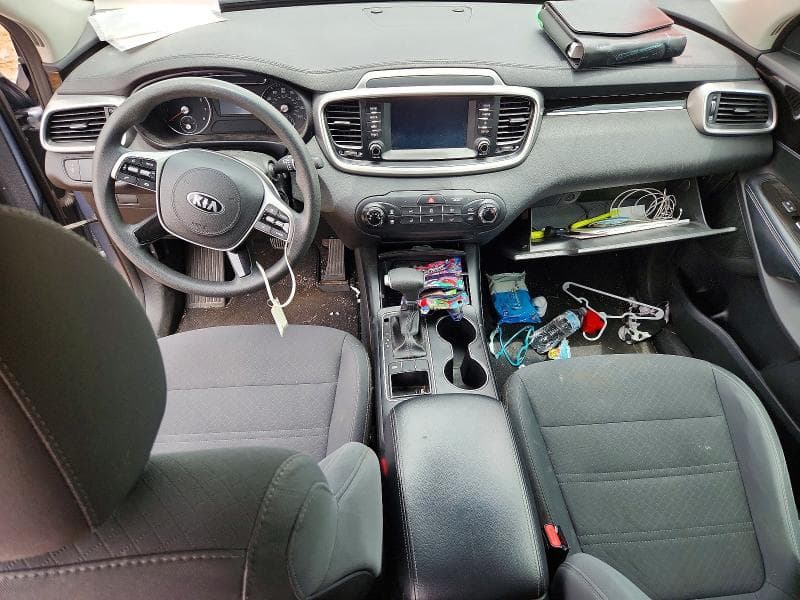 2020 KIA SORENTO S 8