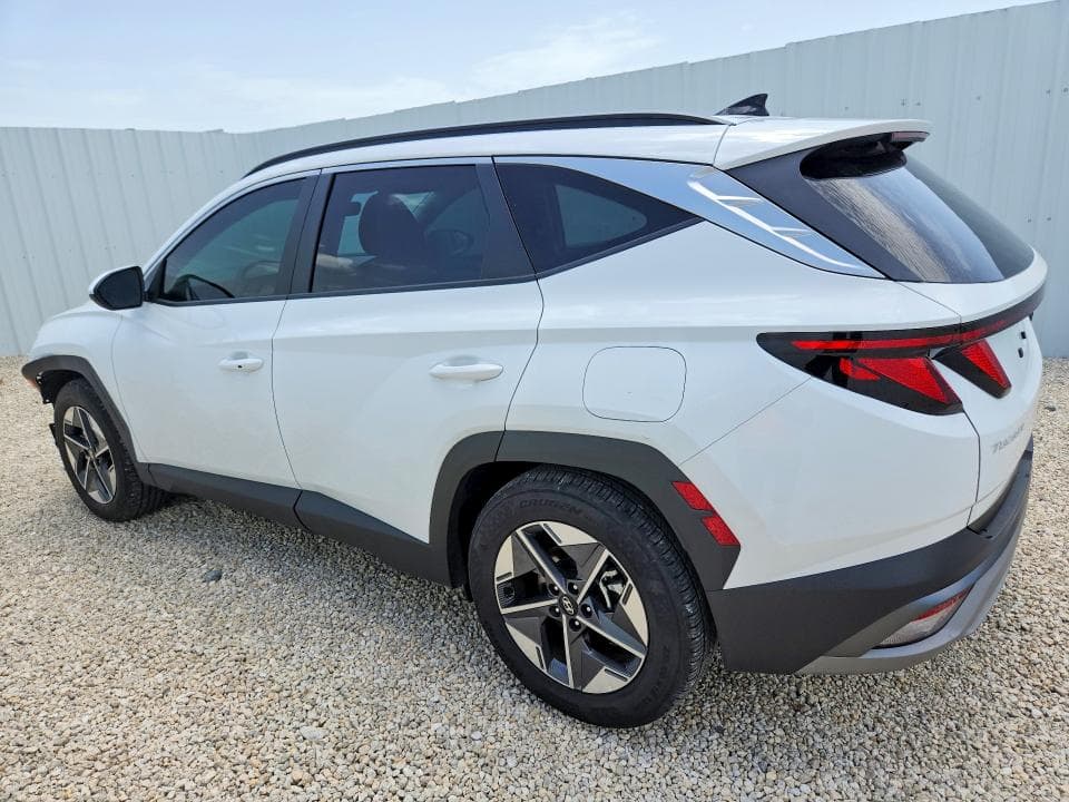 2026 HYUNDAI TUCSON SEL 2
