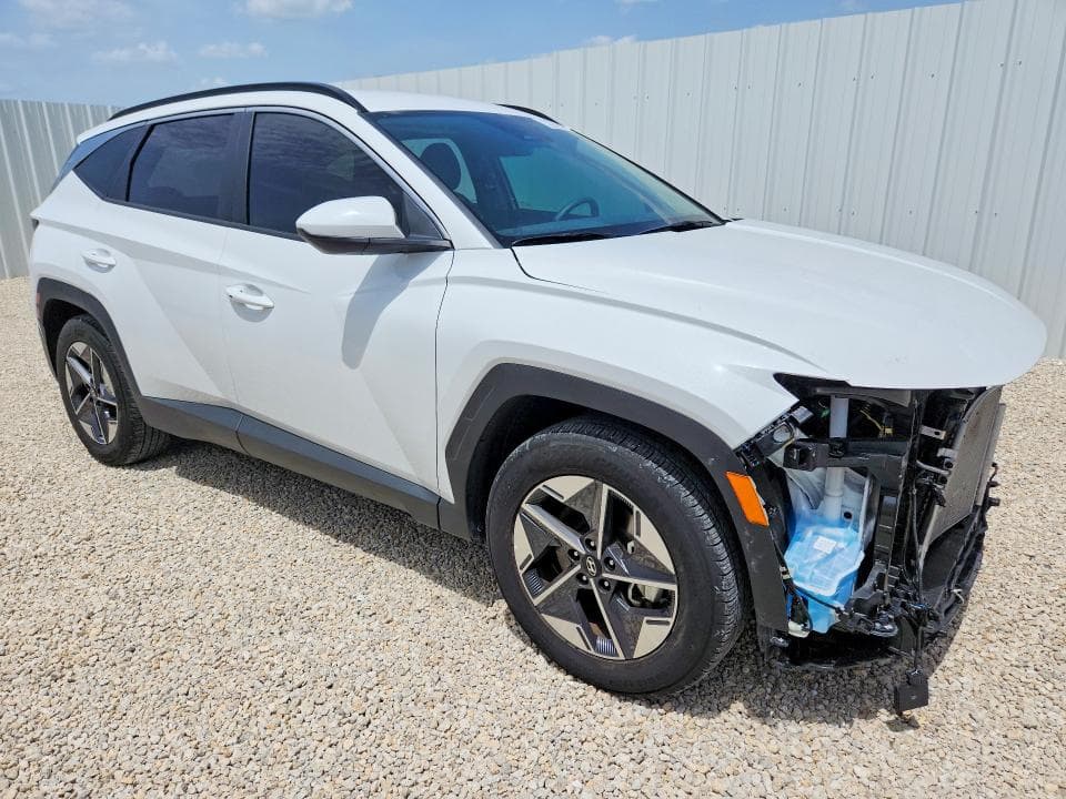 2026 HYUNDAI TUCSON SEL 4