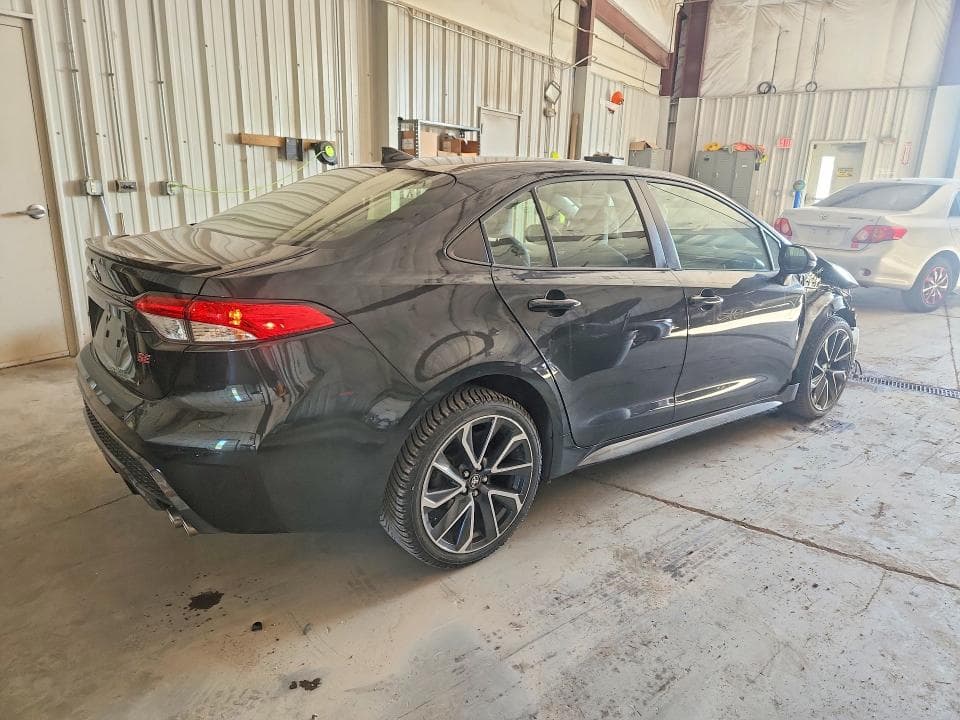 2022 TOYOTA COROLLA SE 3