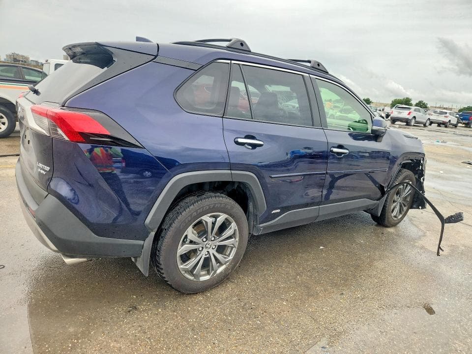 2025 TOYOTA RAV4 LIMITED LIMITED 3