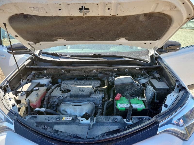2018 TOYOTA RAV4 SE SE 12