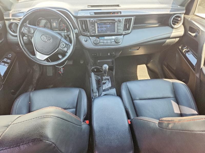 2018 TOYOTA RAV4 SE SE 8