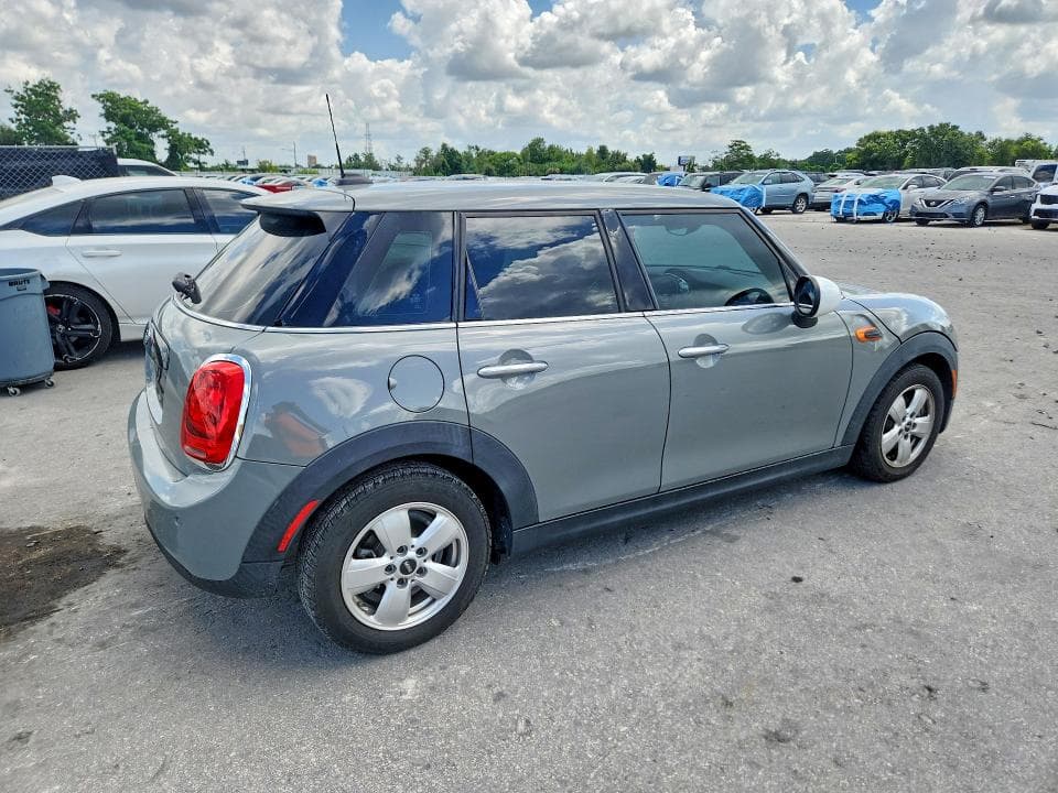 2019 MINI COOPER 3