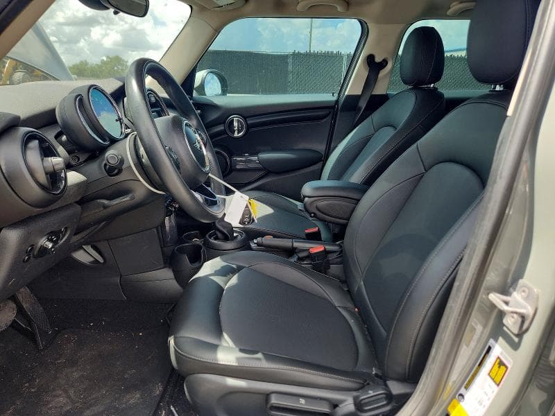 2019 MINI COOPER 7