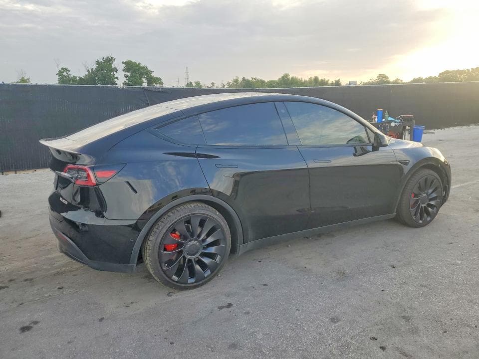 2021 TESLA MODEL Y 3