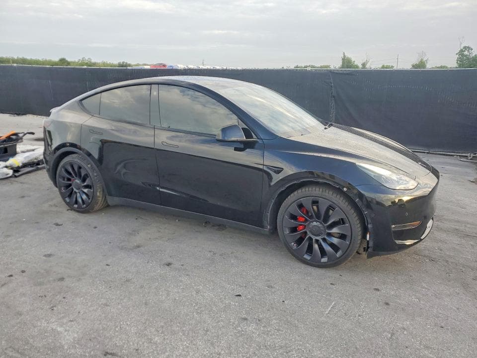 2021 TESLA MODEL Y 4