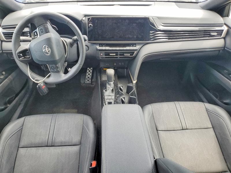 2025 TOYOTA CAMRY XSE 8